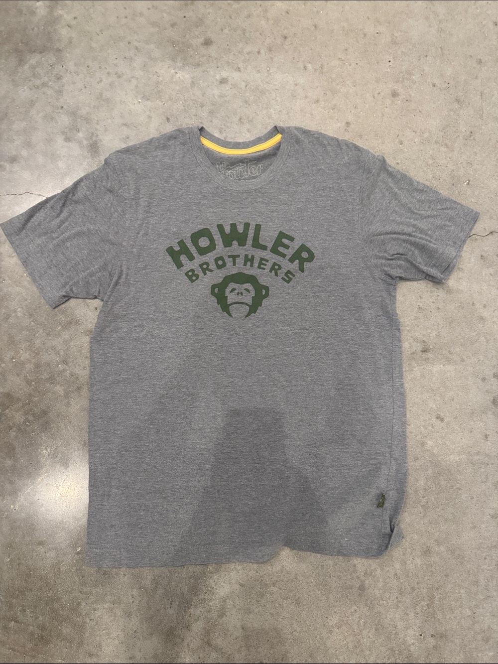 Howler Brothers Monkey Logo Tee Men’s Medium Heather Gray
